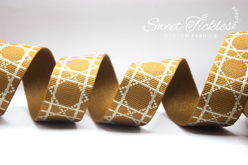 Retail - Jacquard Webbing- Royal Diamonds- Praline Caramel- 1.5"