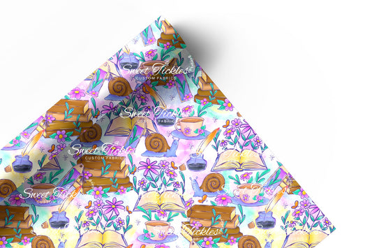 Preorder R66- Smooth and Textured Vinyl- Bookish/ Reading Corner - Snail and Books